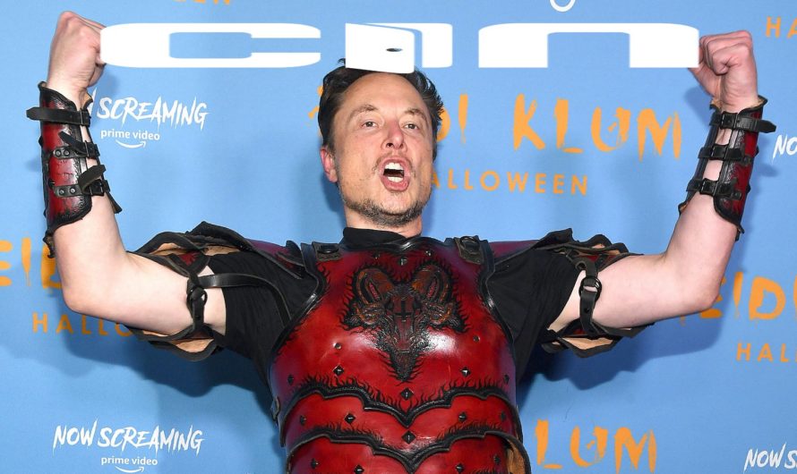 Starlink’s Dark Overlord himself…. Elon Musk!